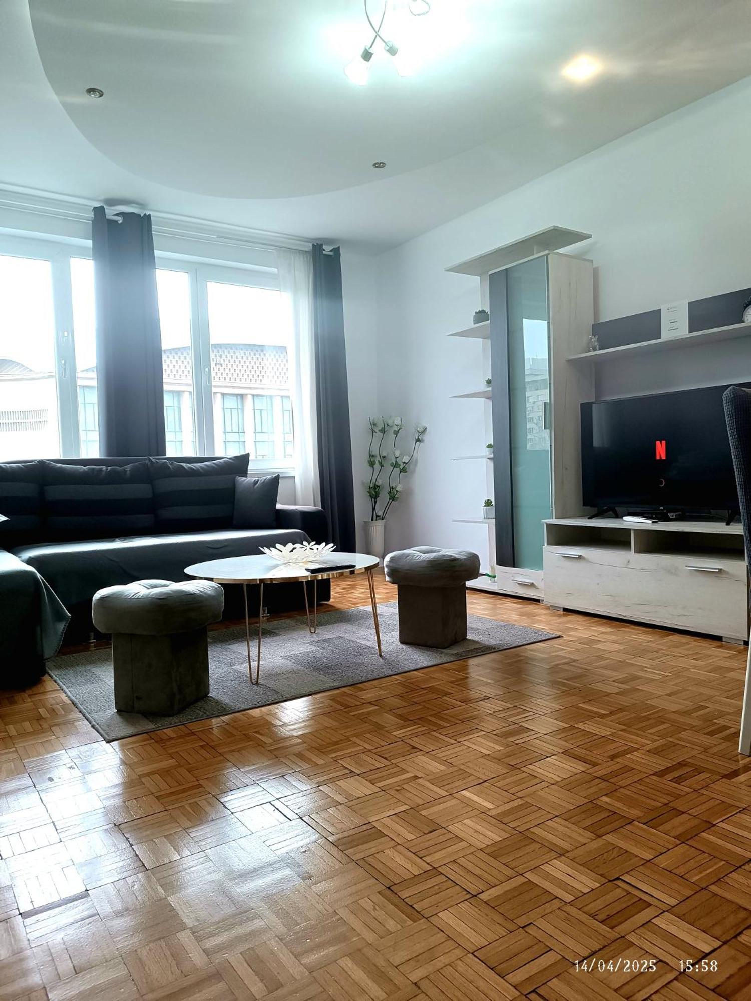 Chic Comfort 1Bdr With Landmark View - Concerthall بوخارست المظهر الخارجي الصورة